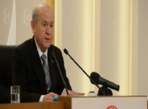 Bahçeli'den Peşmerge eleştirisi
