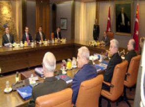 'Kırmızı kitap'tan kimler geldi kimler geçti?