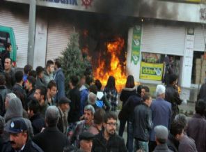 Hakkari'de yine ortalığı karıştırdılar
