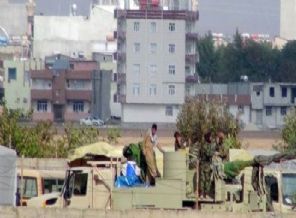 Peşmerge Kobani'ye girerken IŞİD intihar saldırısı düzenledi iddiası