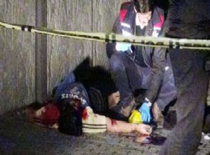 Evine çatıdan iple girmek isterken canından oldu