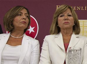 O vekiller CHP'den istifa etmekten vazgeçti