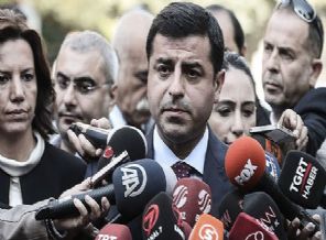 Demirtaş, uçakta vatandaşa o sözleri söyledi mi?