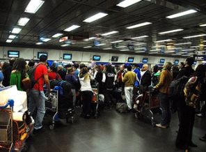 Fransa'da grev etkili olmadı