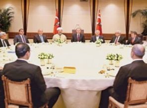 Kerbela'dan ibret alıp kardeşliği büyütelim