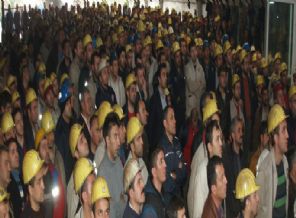 Maden işçilerinden ocağa inmeme eylemi