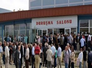 Balyoz davasında ara karar