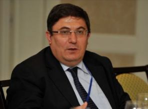 IMF'de Türk direktör