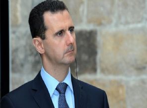 İranlılara toprak dağıtıyor