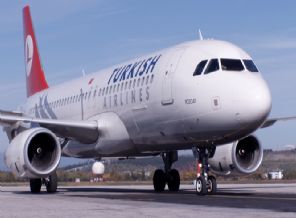 THY uçağında bomba paniği