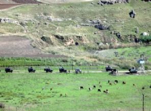 Sınırda askerleri hareketlilik