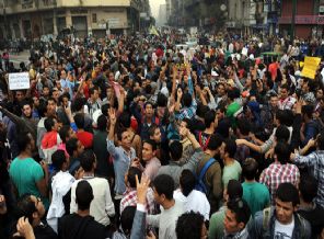 Mısır'da darbe karşıtlarına müdahale: 1 ölü