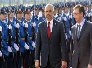 Sırbistan ile Arnavutluk arasında protokol krizi