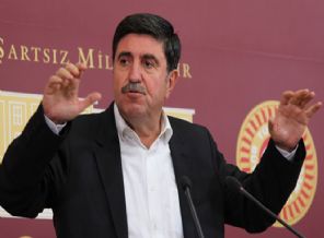 Altan Tan: Kürtler, Dindarlar, Sekülerler