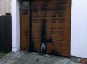 Camiye çirkin saldırı