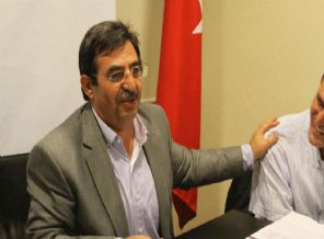 Bakan Güllüce'den ilginç ABD eprisi