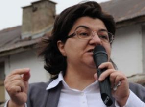 Emine Ayna'dan savaş çıkar tehdidi