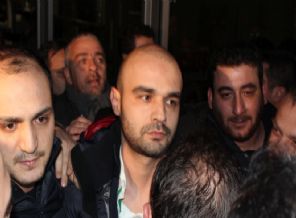 Erdoğan Bayraktar'ın oğlu: Polisleri terörist sandım, 155'i aradım, kapıyı açmadım