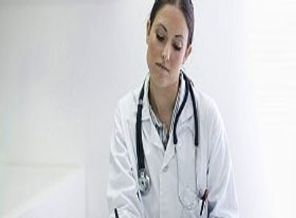 Hastanelerde durumu acil olmayan aile hekimine gönderilecek