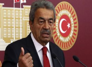 Kamer Genç'ten Tarhan'a aşağılayıcı sözler