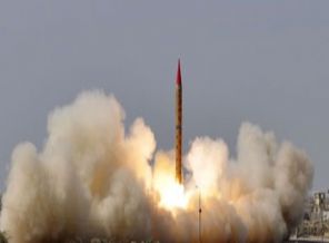 Pakistan'dan füze denemesi