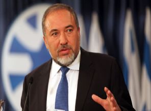 Liberman: Saldırının sorumlusu Mahmud Abbas