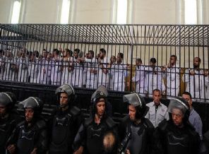 Mısır'da 76 hapishanede açlık grevi başladı