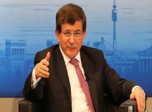 Davutoğlu'ndan Peşmergeye ziyaret
