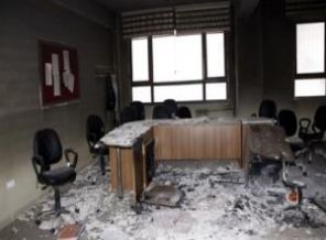 İmam Hatip Lisesi'ni ateşe verdiler