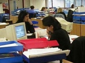 Kamuya personel alımı 2015'te kısıtlanacak