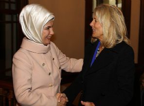 Emine Erdoğan, Jill Biden'le