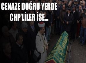 CHP'liler namaza durdu ama kıble yön değiştirdi (!)
