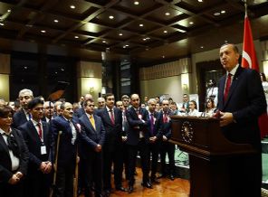 Erdoğan, sitem etti!