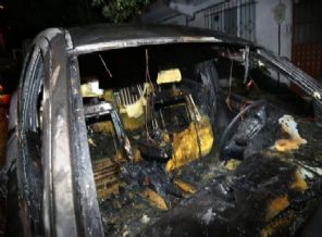 Van'da bir otomobil kundaklandı