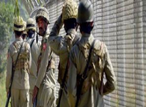 Pakistan sınırında İranlı askerlere silahlı saldırı