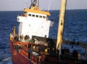 Sonunda gemiye yardım ulaştı! Girit'e çekiliyor