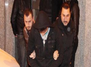 Sultanbeyli'de 6 polis tutuklandı