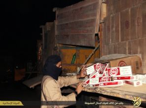 IŞİD sigaraların hepsini yaktı