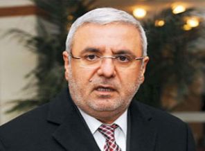 Metiner'den Mahçupyan'a: 'Makamına göre konuş!'