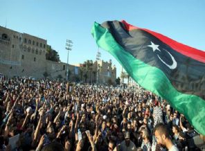 Libya'nın geleceğini eski rejim kalıntıları çalıyor