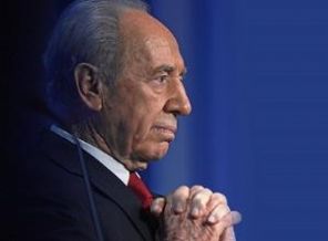 Peres de isyan etti!
