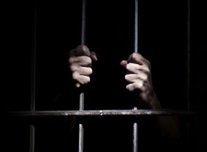 Bangladeş 3 Rohingyalı yardım görevlisini tutukladı