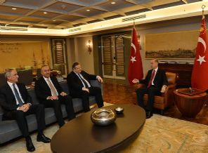 Erdoğan Venizelos'u kabul etti