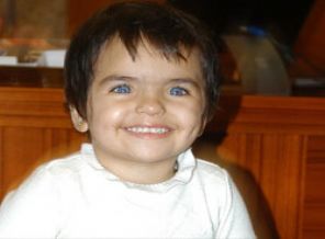 Küçük Büşra'ya Erdoğan'dan işitme cihazı