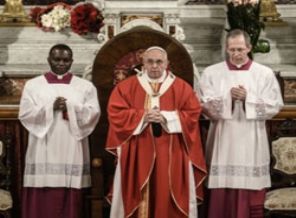 Papa İstanbul'da ayin yönetti