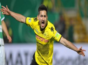 Dortmund, dibe demir attı