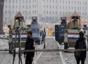 Tahrir Meydanı trafiğe kapatıldı