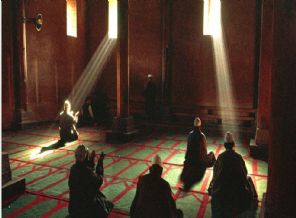 Ailemiz İçin, Ümmet İçin Dua Etmekten Başka Çare Yok mu?