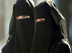 Burka bir ülkede daha yasaklanıyor