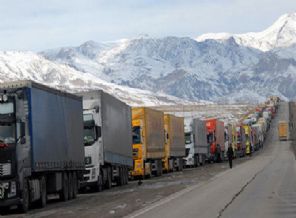 İran'dan 'Dolar yerine TL kullanalım' önerisi
